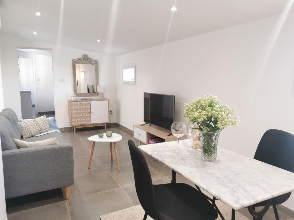 Maison De Vacances L'Hote Champetre Campagne Arlesienne ภายนอก รูปภาพ